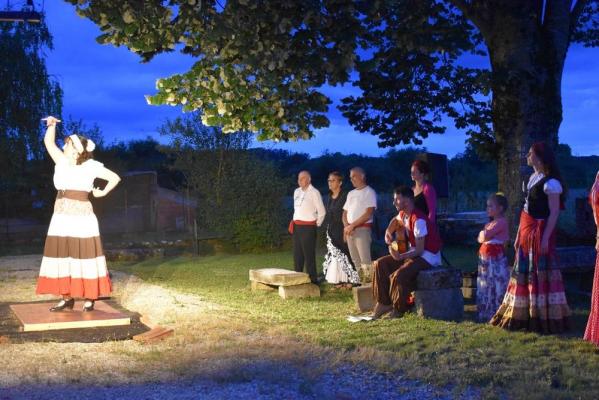 La farandole aux couleurs duende flamenco vaux danse sous les etoiles